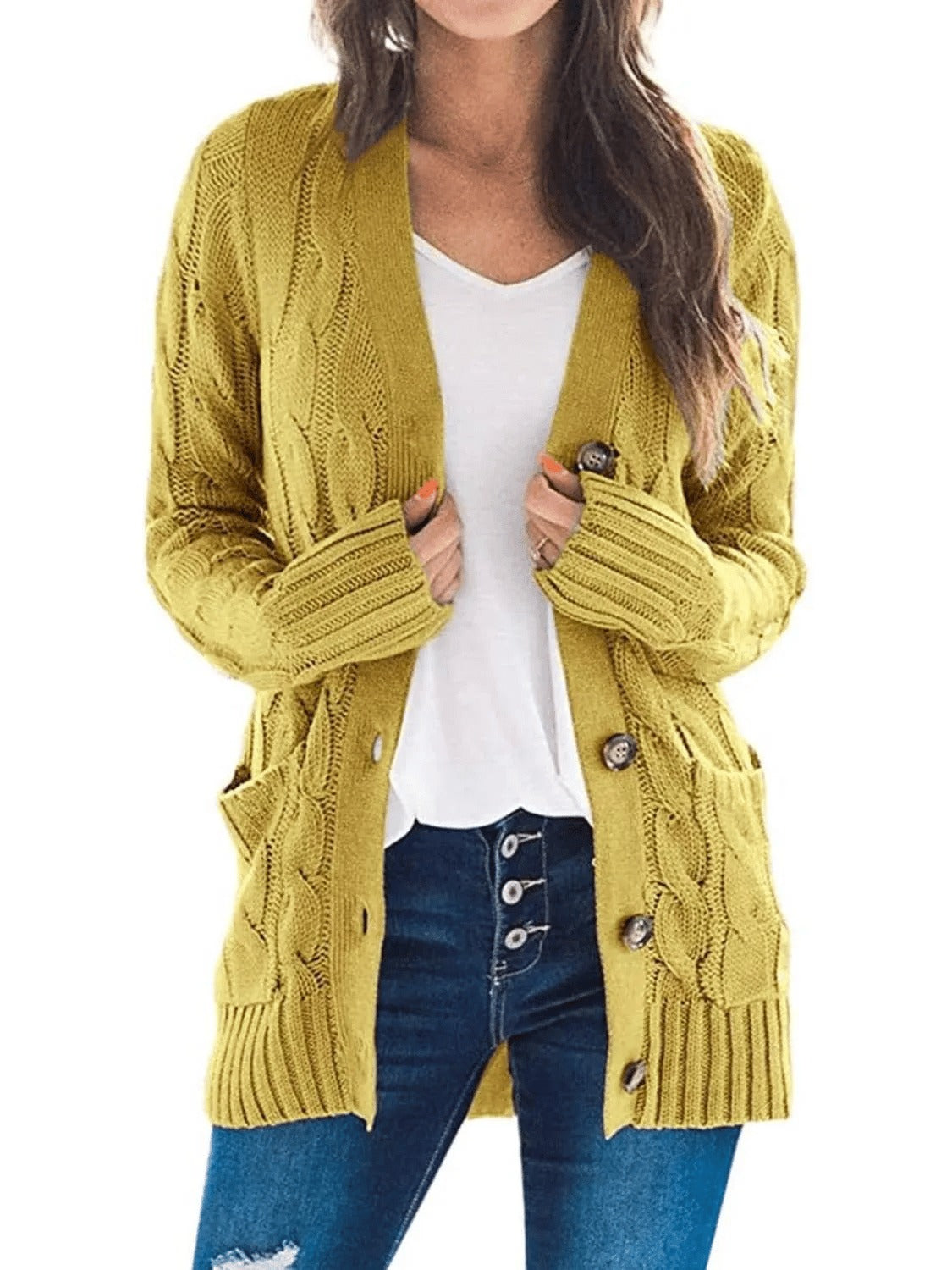 Damesvest voor de herfst met lange mouwen, gebreid en met knopen