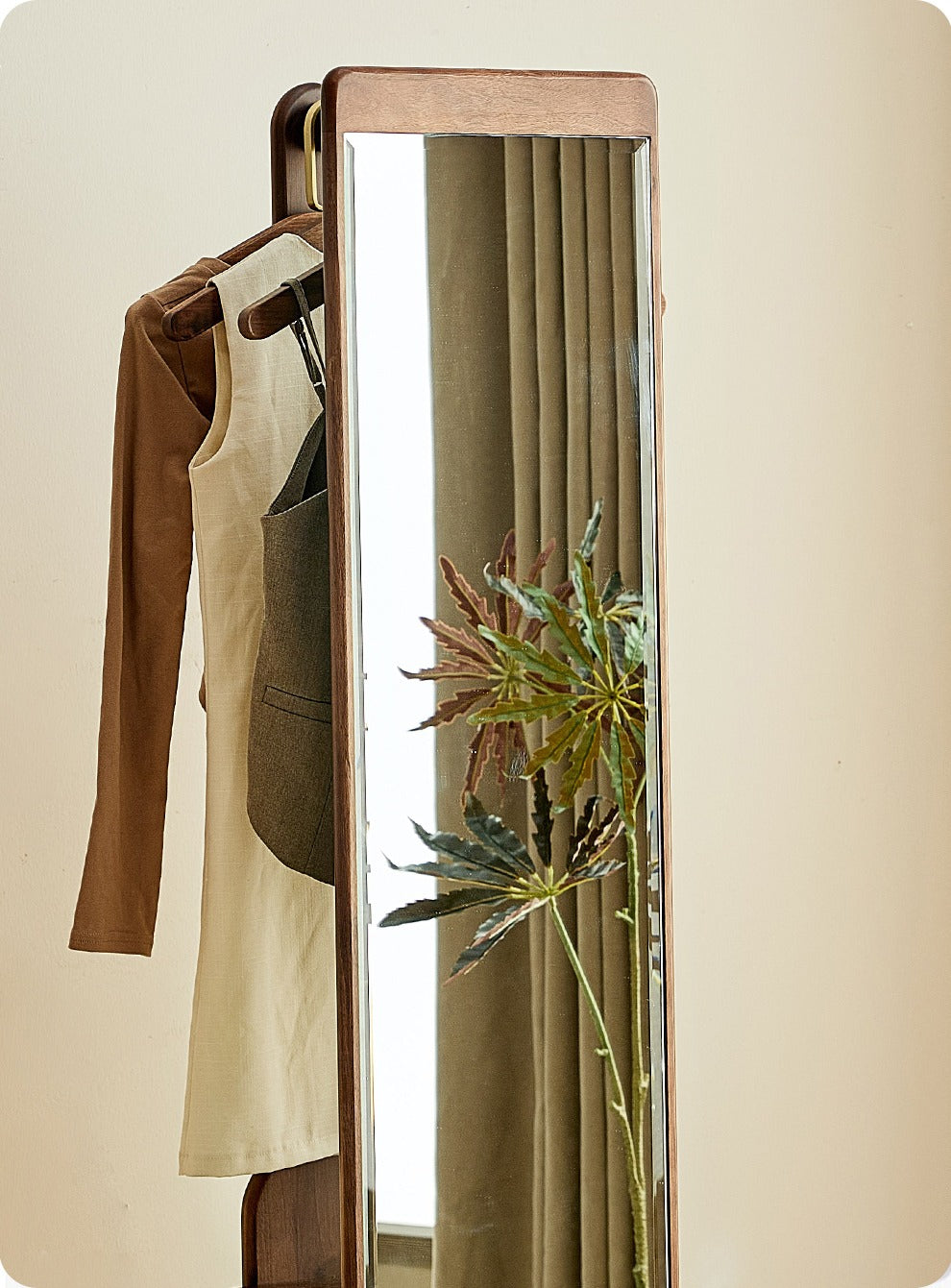 Miroir pivotant avec crochet
