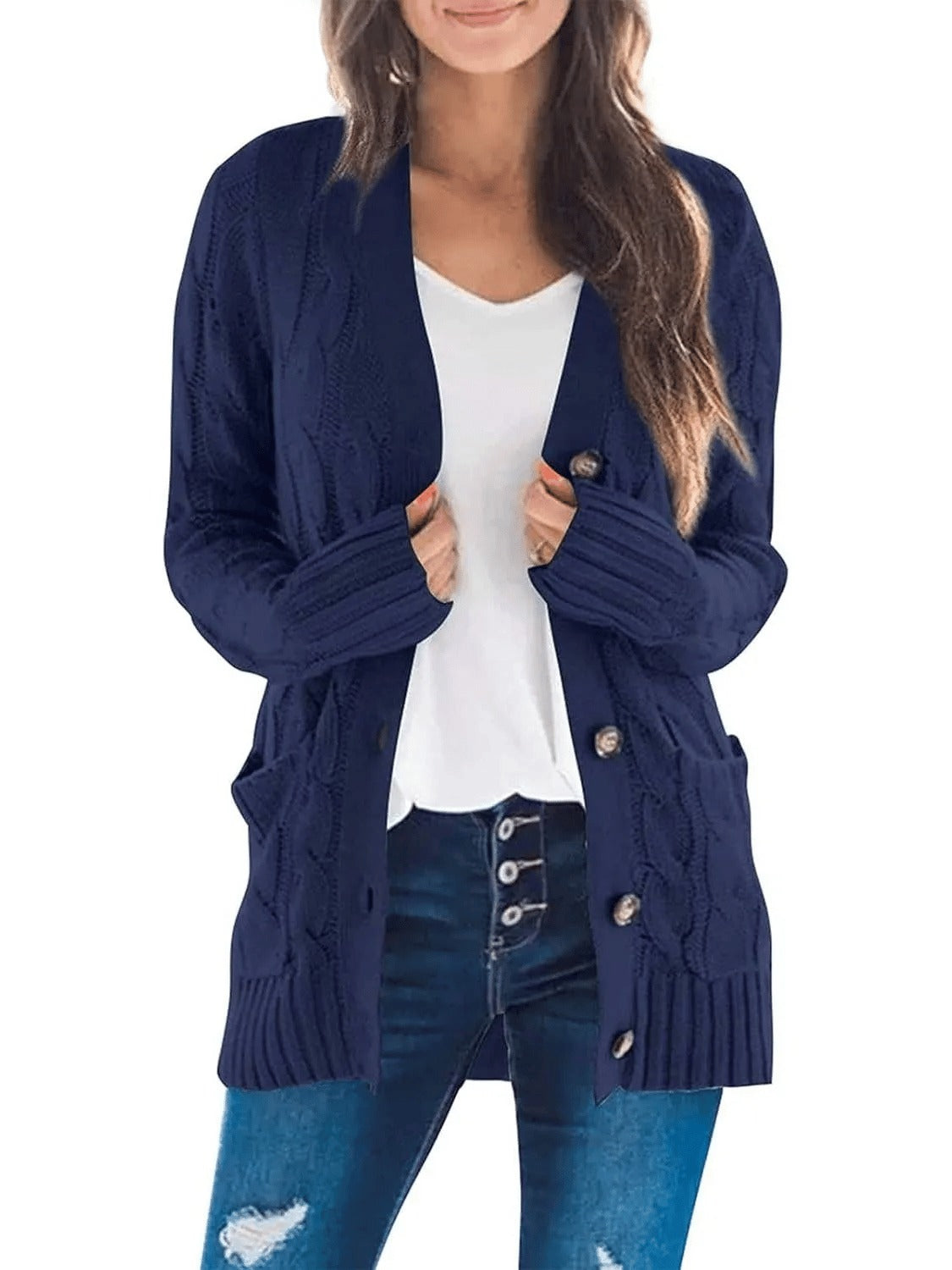 Damesvest voor de herfst met lange mouwen, gebreid en met knopen